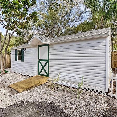 Tropical Palm Harbor Studio Walk To Gulf! Exterior photo